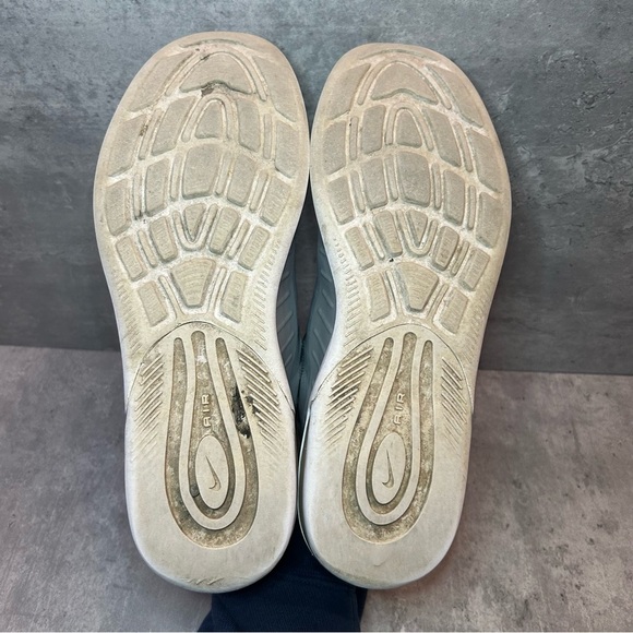 Nike Air Max Axis Running Shoes AA2168-001 Womens sz 9 - grey - Picture 5 of 7